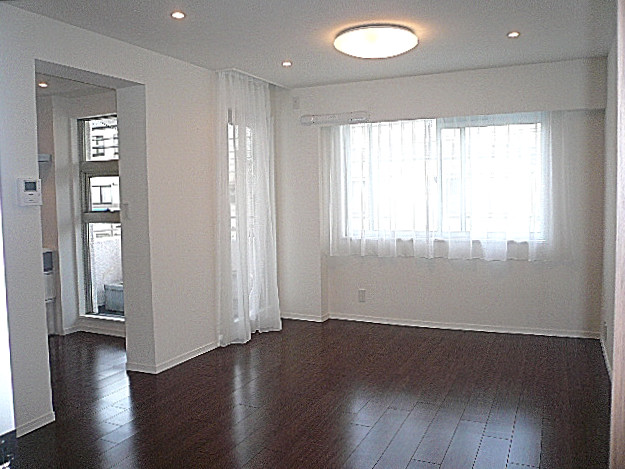 リビングダイニング　9.7帖。