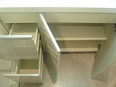 洗面台　収納。