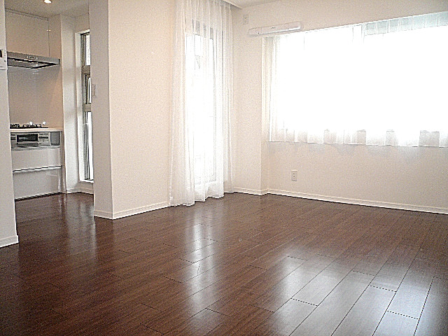 リビングダイニング　9.7帖。