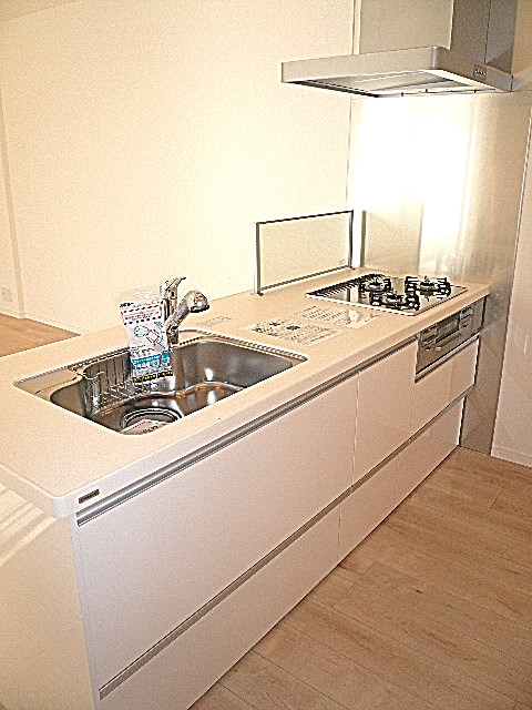 嬉しい対面システムキッチン。