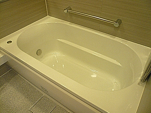 浴室換気乾燥機付き　バスルーム。