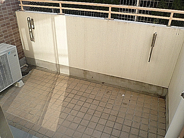 奥行きあるバルコニーです。