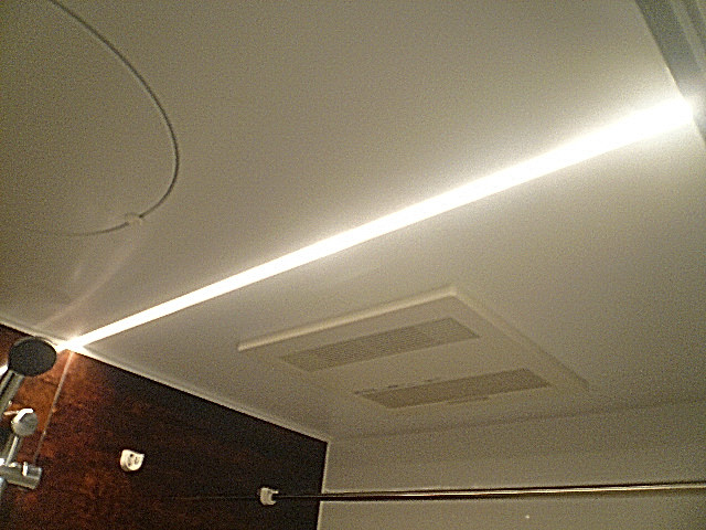 フローレンスパレス多摩川　LEDフラットライン照明。