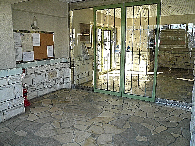 フローレンスパレス多摩川　エントランスホールです。