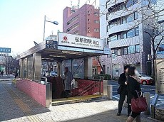 桜新町駅　西口