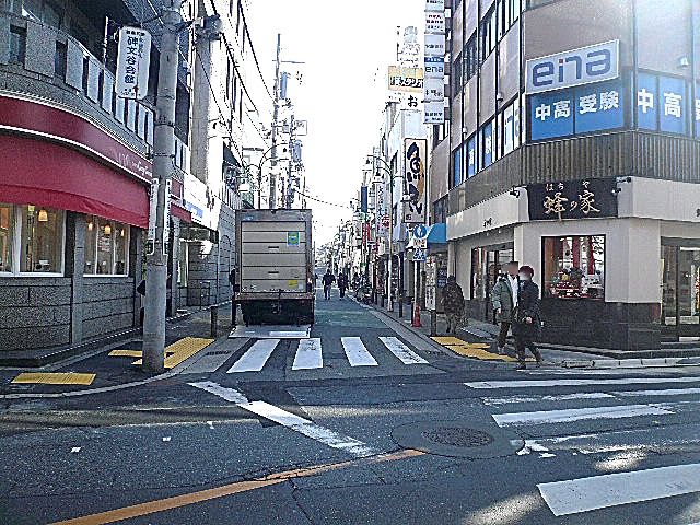 碑文谷ヒルズサレジオ通り　マンションまでの道のり　