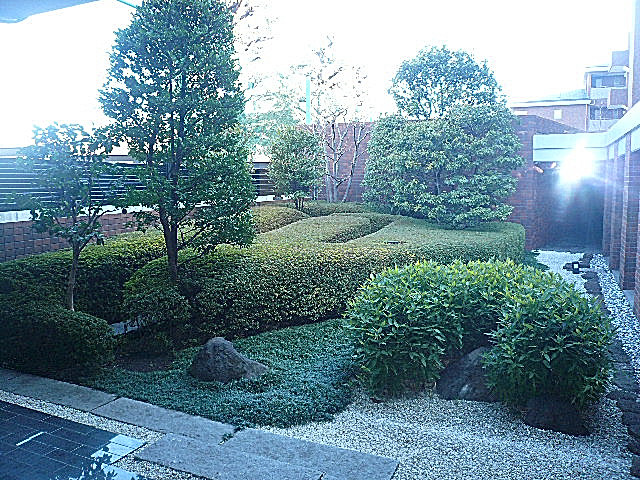 碑文谷ヒルズサレジオ通り　エントランスホール