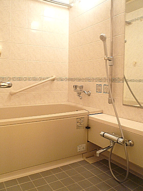 浴室換気乾燥機付き　バスルーム。