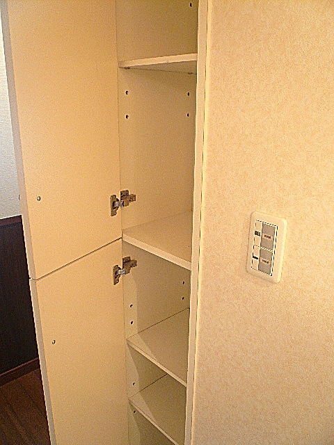 サニタリールーム　収納。