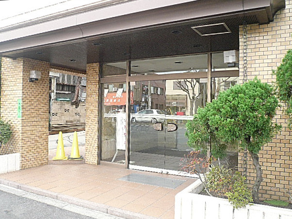 田園調布サニーハイツ　エントランス入口