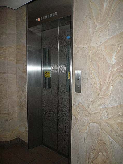 田園調布サニーハイツ　エレベーターです。