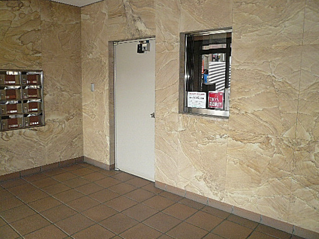 田園調布サニーハイツ　エントランスホールです。