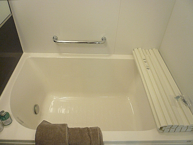 田園調布サニーハイツ　追炊き機能付き浴室。