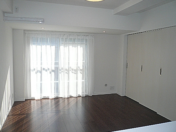 藤和用賀コープ　ＬＤＫ12.8帖です。