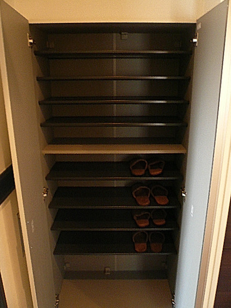 トールサイズの玄関収納。