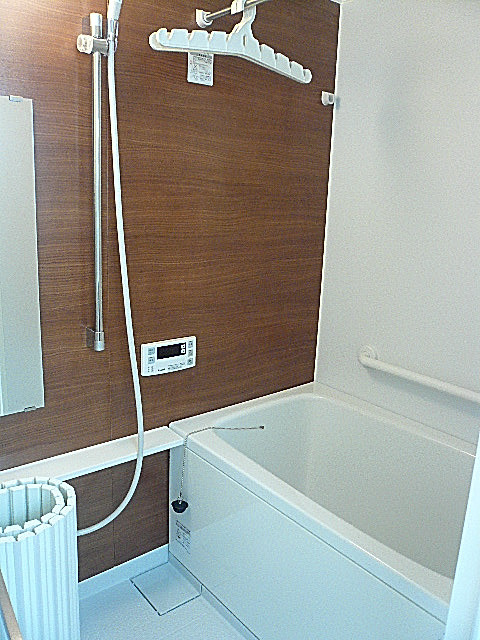 浴室換気乾燥機付き　バスルーム。