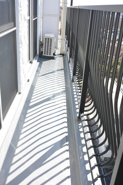 秀和幡ヶ谷レジデンス　バルコニー