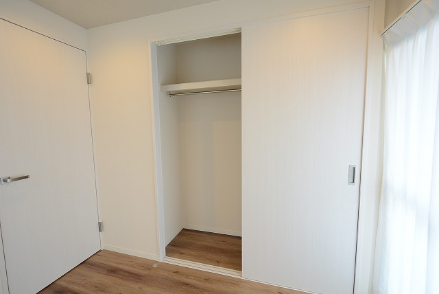 ライオンズマンション中野第 洋室２