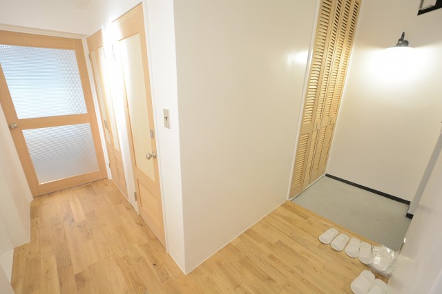 瀬田ハイツ玄関