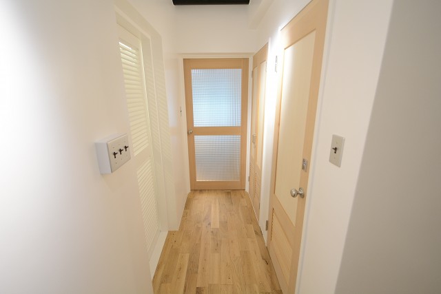 瀬田ハイツ玄関