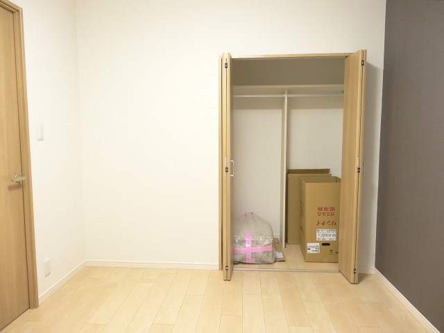 奥行のあるクローゼット