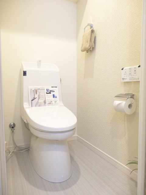 ウォシュレット付きトイレ