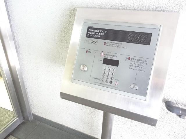 オートロック完備