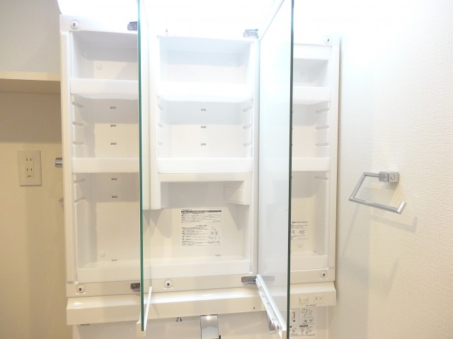 洗面化粧台収納