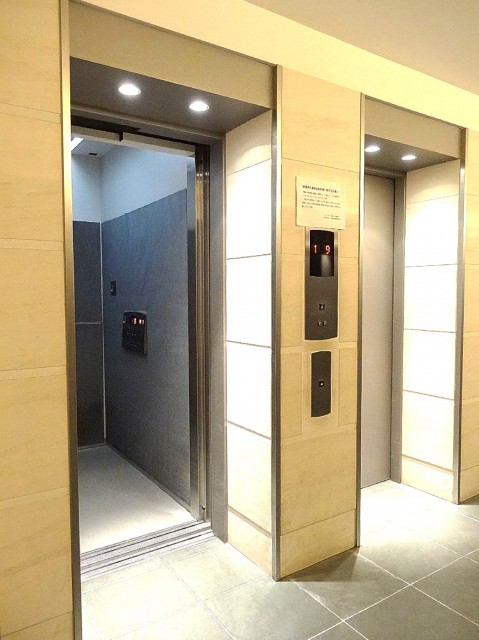 エレベーター