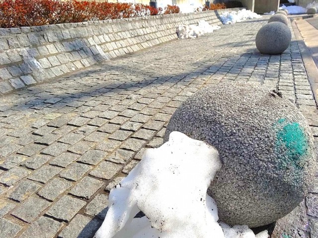 エントランス前