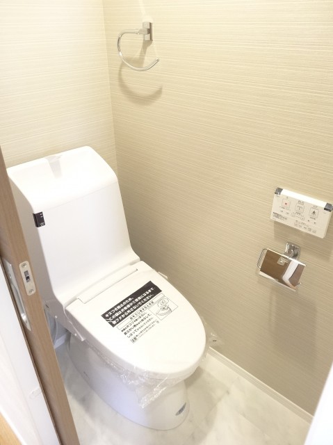 ウォシュレット付きトイレ