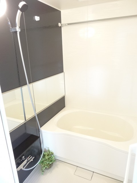 追い焚き＆浴室乾燥機能付きバスルーム