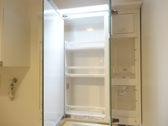 シャルマンコーポ第2芦花公園　洗面化粧台収納