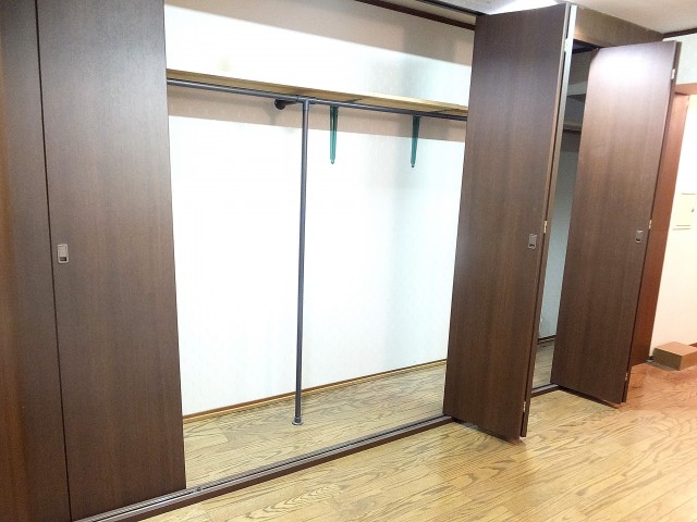 赤坂アーバンライフ　クローゼット