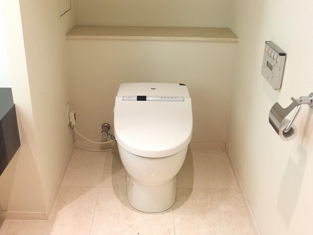 赤坂アーバンライフ　トイレ