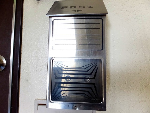 マンション第一明大前　メールボックス