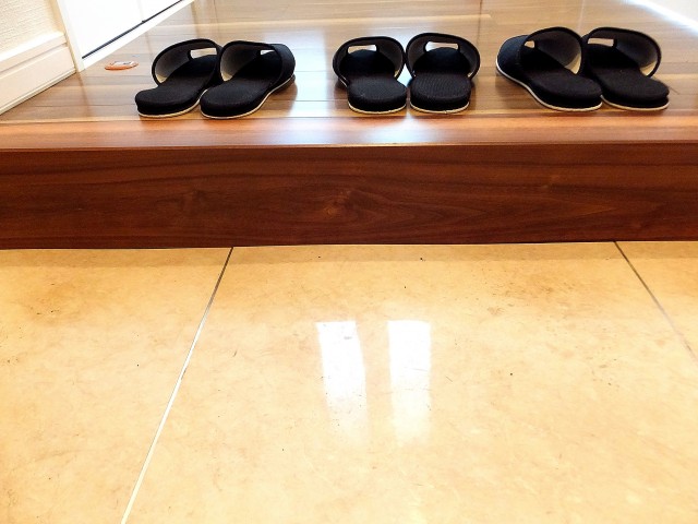 マンション第一明大前　玄関廊下