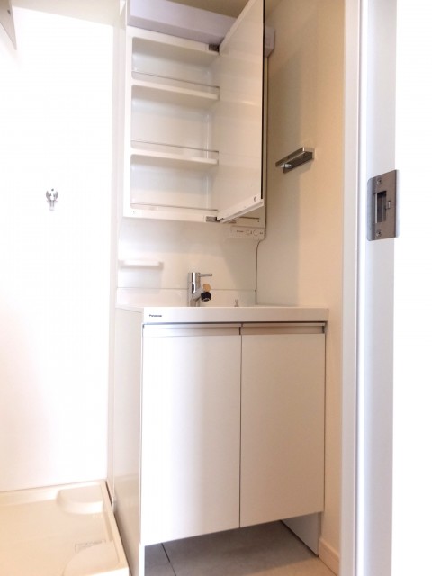 マンション第一明大前　洗面台