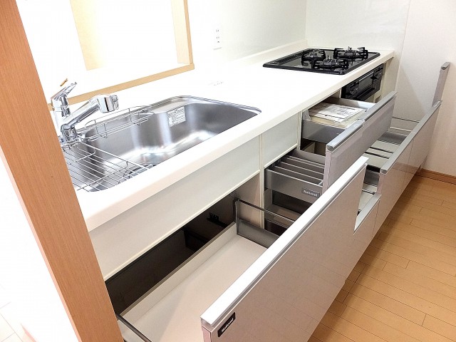 ゼファー明大前クローチェ　キッチン105