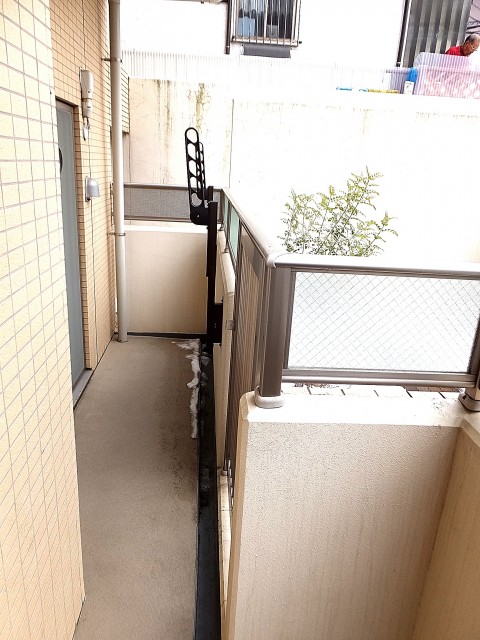 ゼファー明大前クローチェ　バルコニー