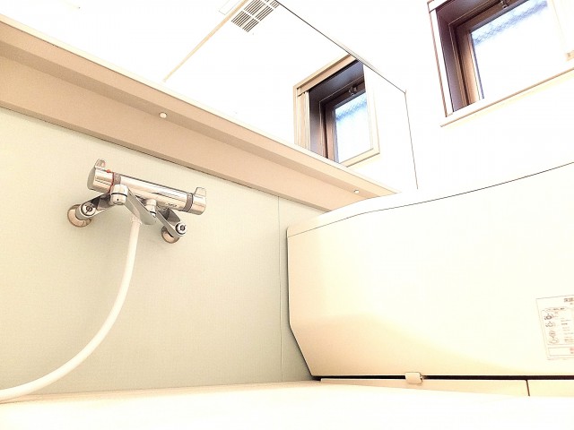 ゼファー明大前クローチェ　バスルーム105