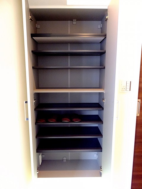 セザール目黒　シューズボックス