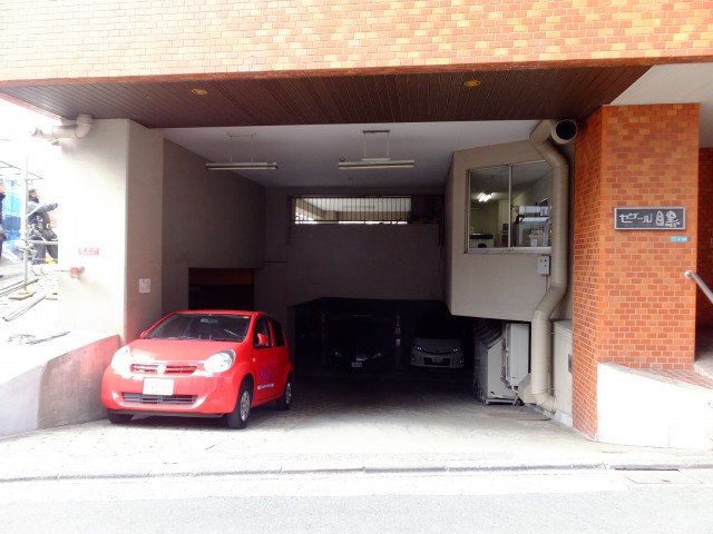 セザール目黒　駐車場