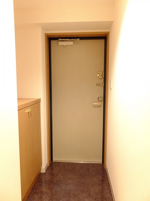 ロイヤルパレス東中野　玄関