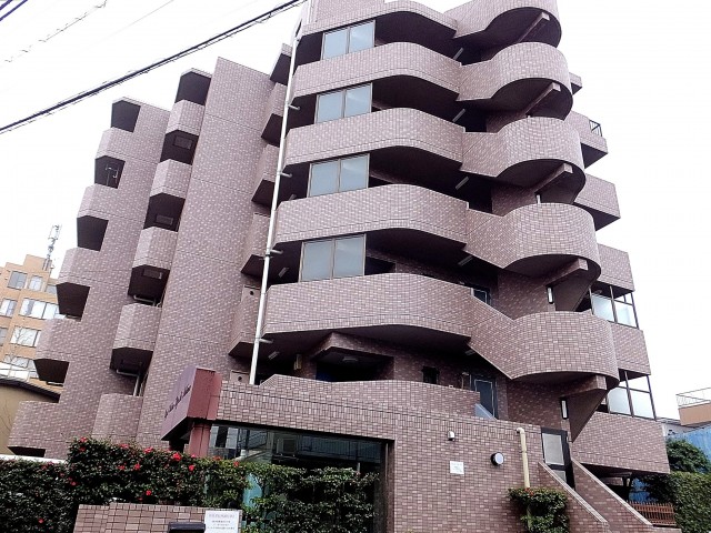 ロイヤルパレス東中野　外観