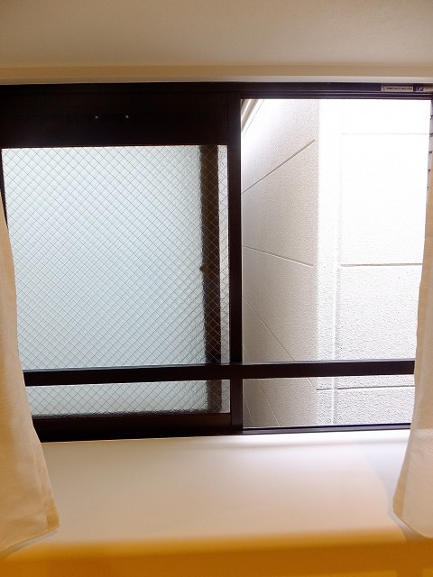 ライオンズシティ渋谷本町　洋室1