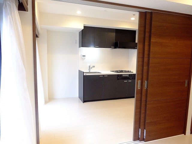 ライオンズシティ渋谷本町　洋室2