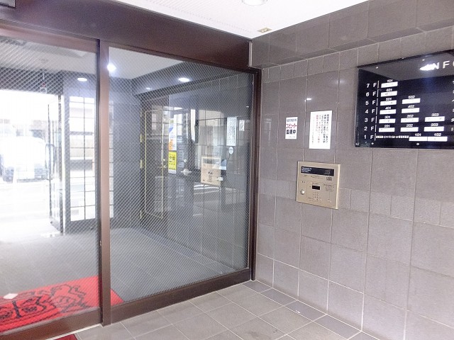 ライオンズシティ渋谷本町　エントランス