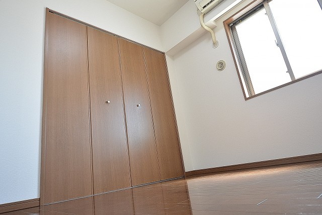 ゼファー明大前クローチェ　洋室403