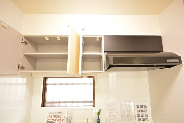 グランデュール千歳烏山　システムキッチン